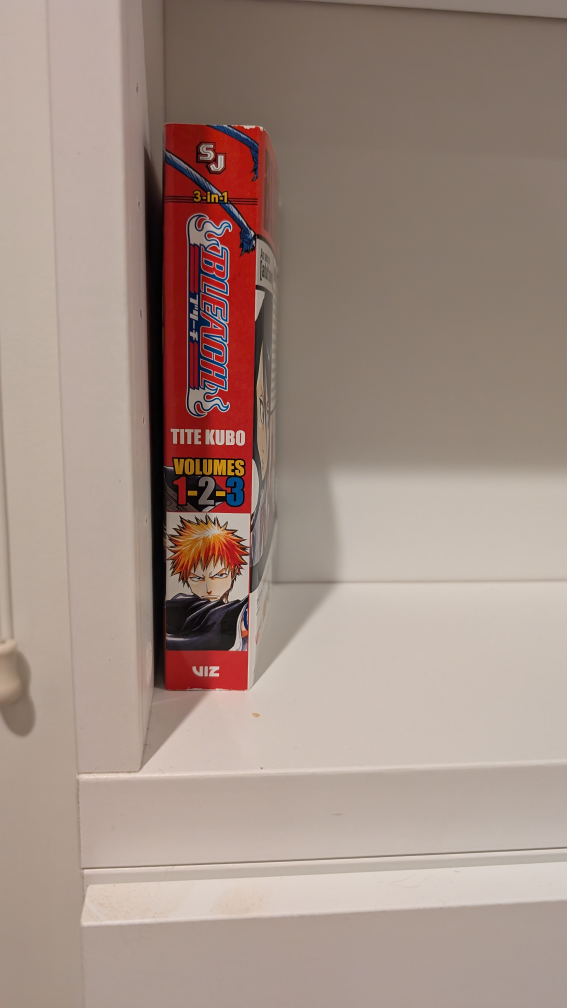 Bleach Volumes 1-3 3-in-1 Edition - photo 2