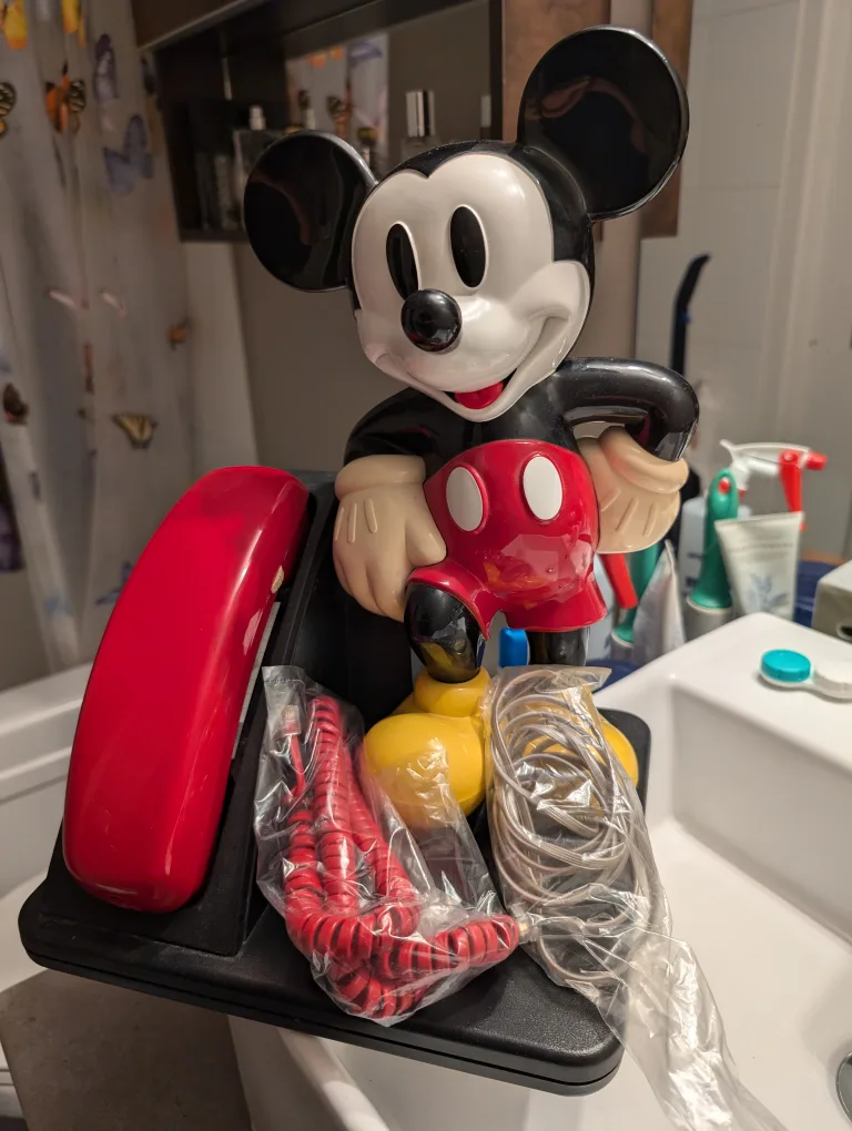 Mickey Mouse Phone Vintage AT&T image indicator(2)
