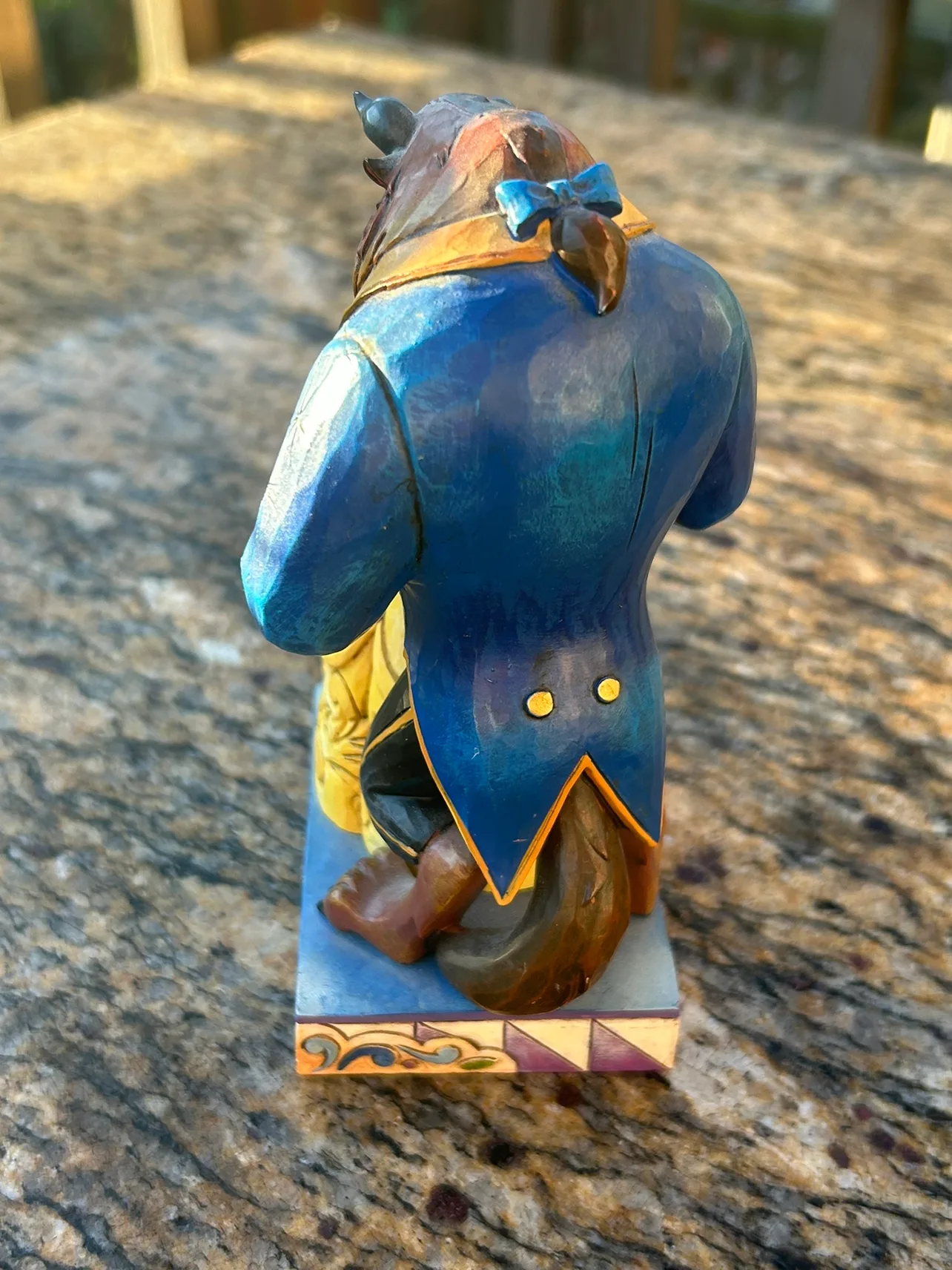 Jim Shore Beauty and the Beast Belle & Beast "Love Conquers All" image indicator(4)