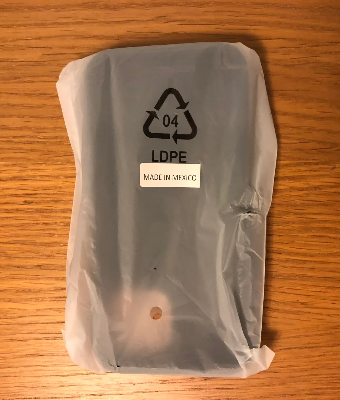 Otterbox Drop+ iPhone 14 Case image indicator(2)