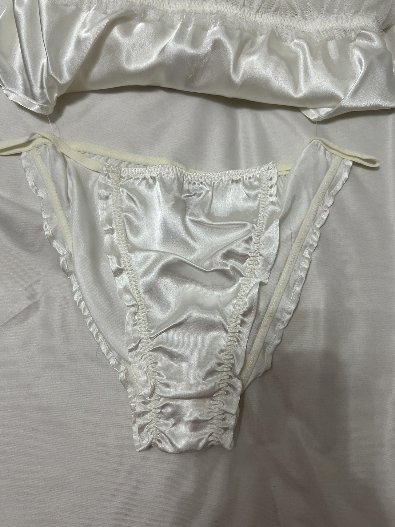 White Floral Satin and Mesh Babydoll - photo 5