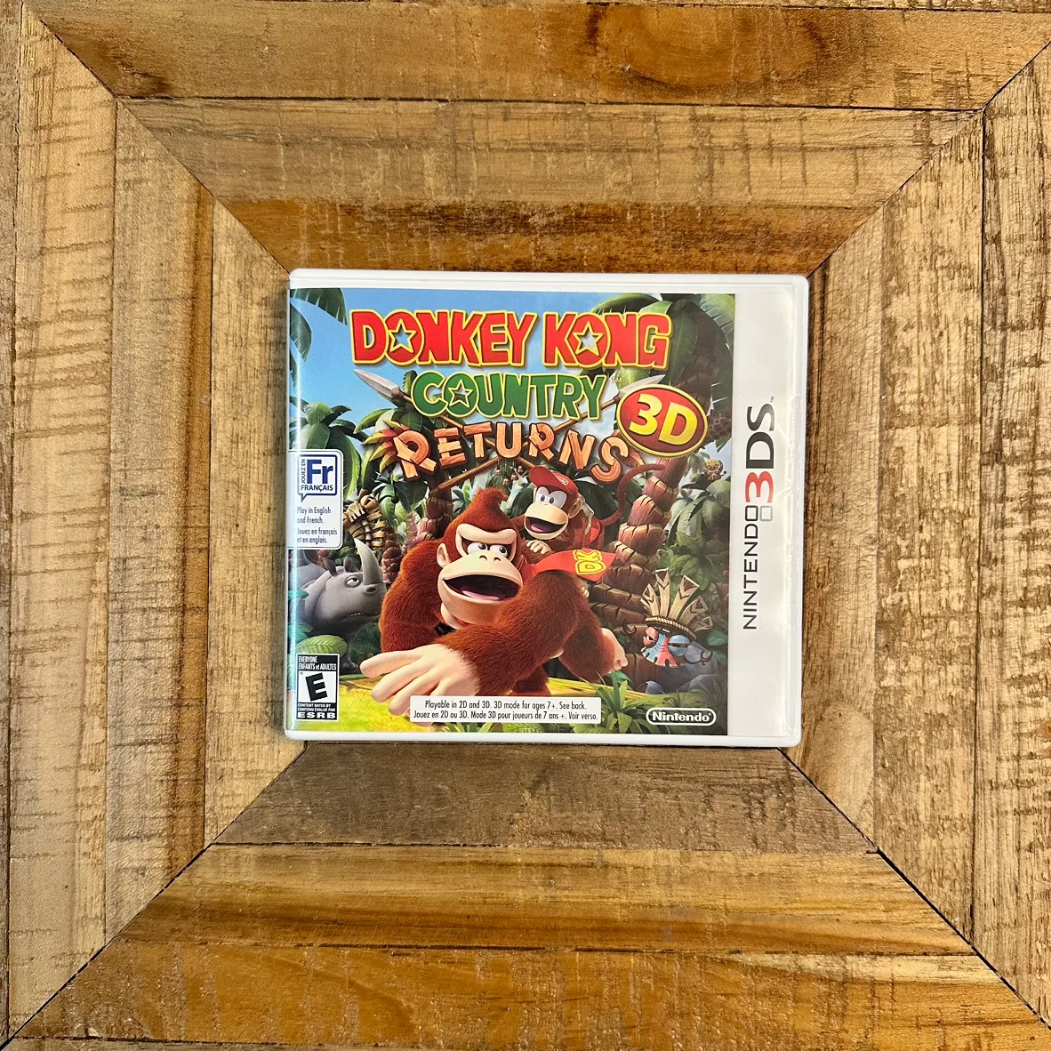 Nintendo 3DS Donkey Kong Country Returns thumbnail