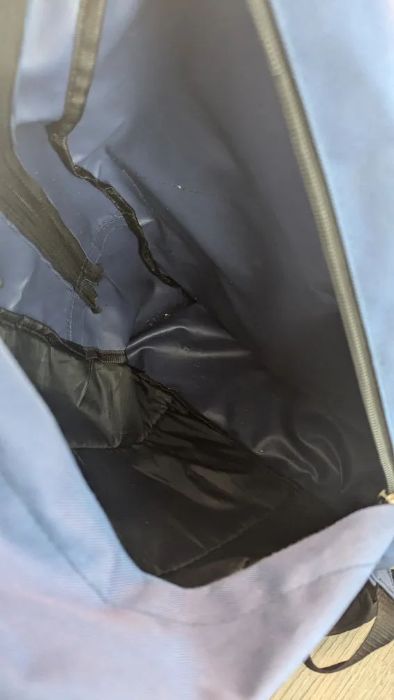 Blue Backpack Herschel style waterproof #freecycle image indicator(4)