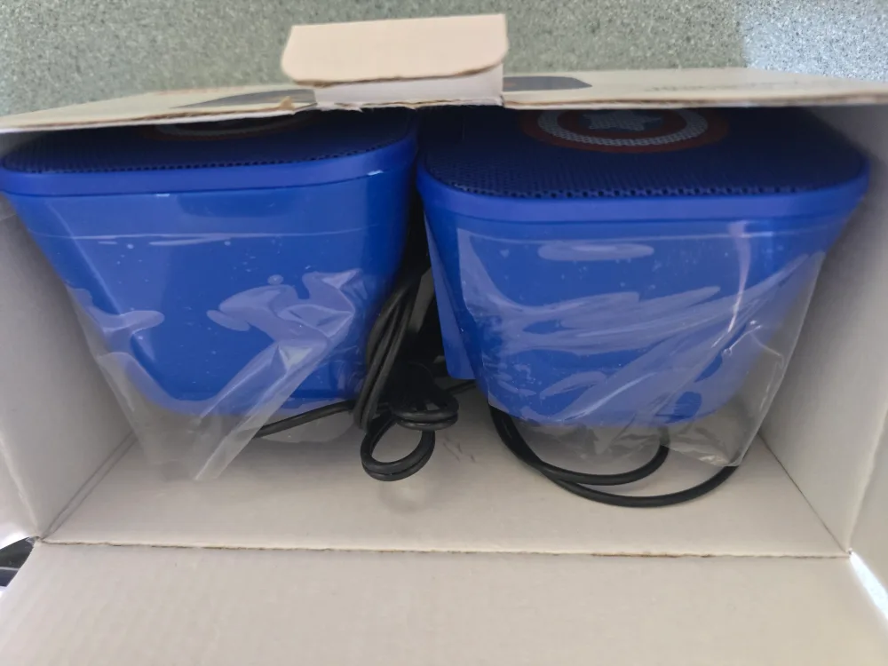 Marvel Captain America Wired Speakers image indicator(2)