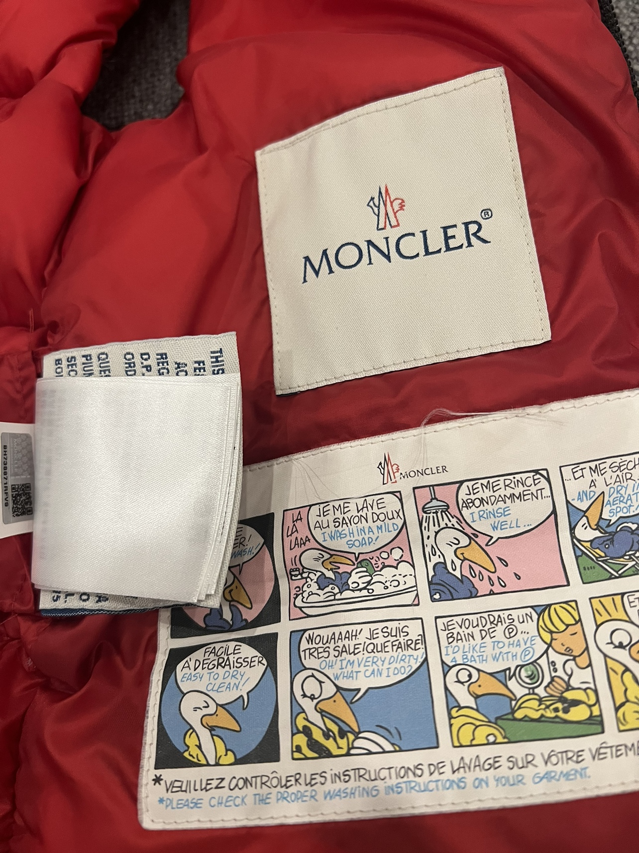 Moncler Kids Red Vest - photo 3
