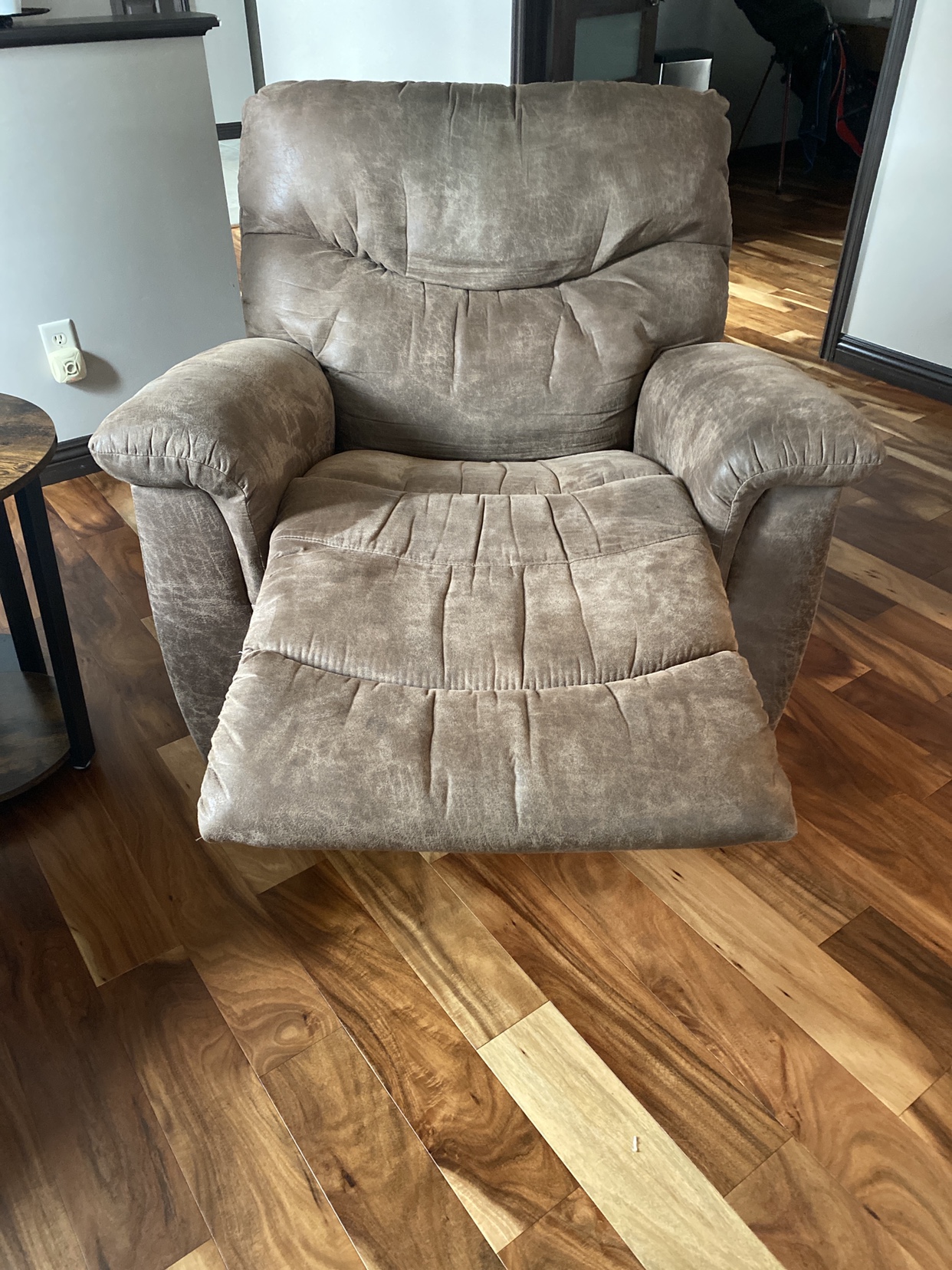 Lazyboy Recliner Chair - photo 2