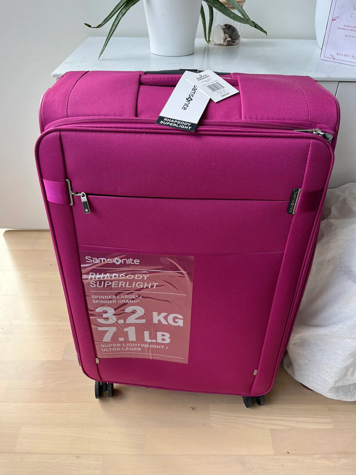 BNWT Super lightweight BNWT Samsonite Rhapsody checkin thumbnail
