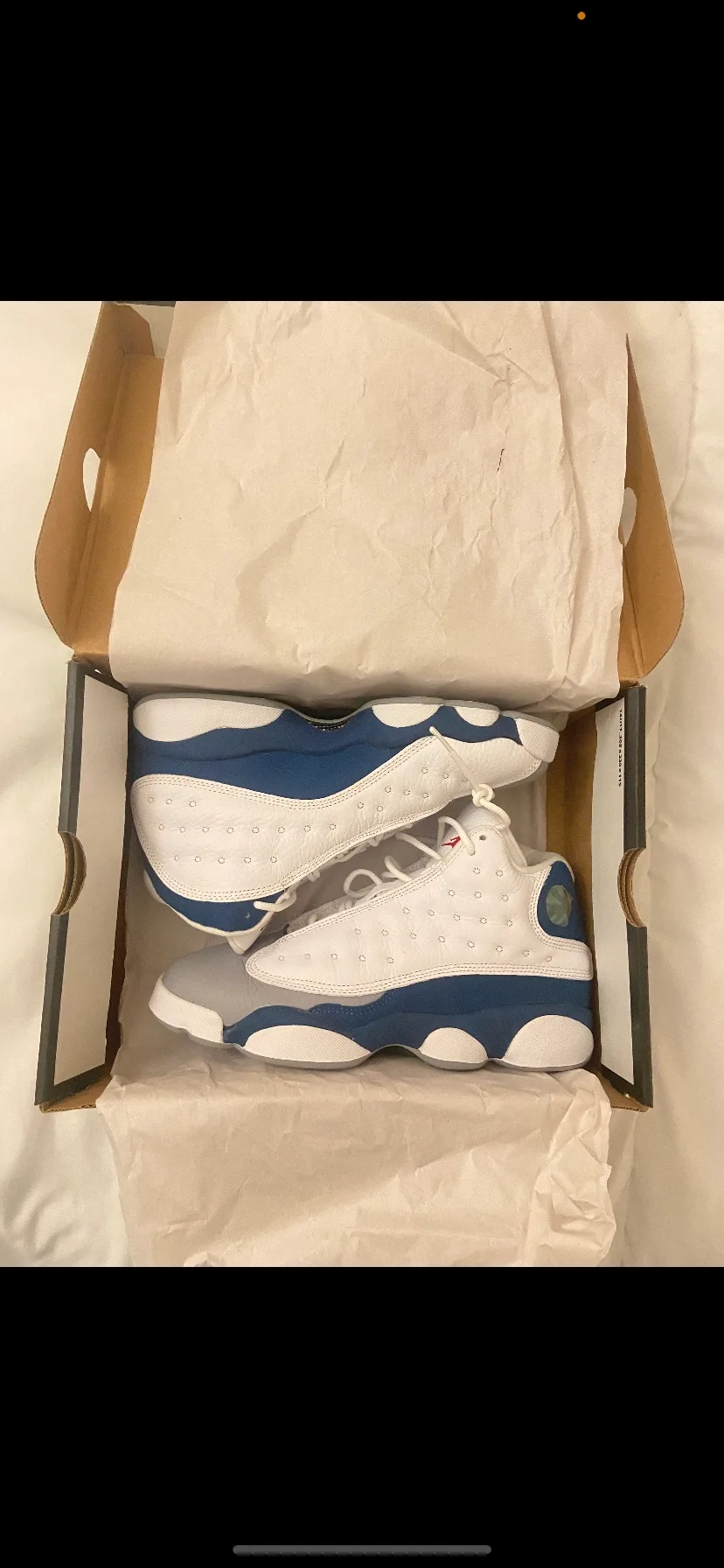 Air Jordan 13 Retro thumbnail