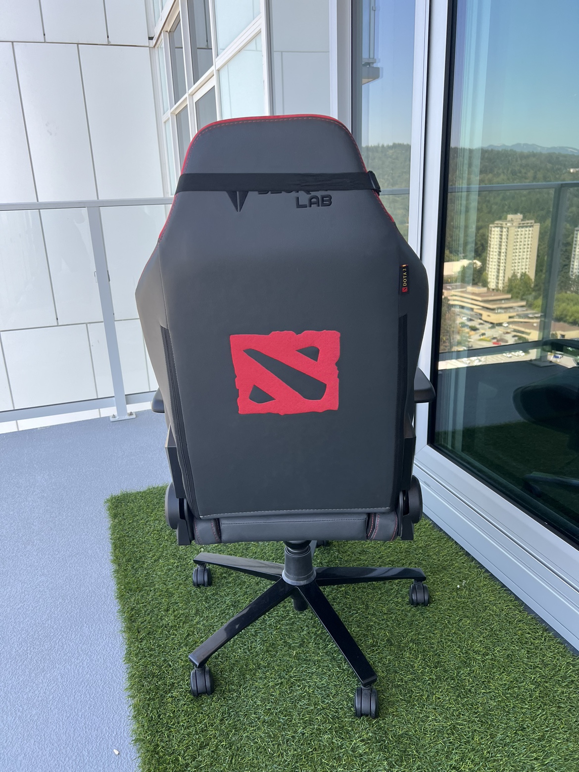 Secret lab gaming chair - photo 5