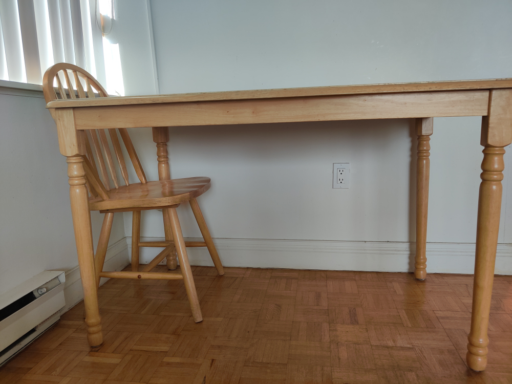 Dinning table and 3 chairs