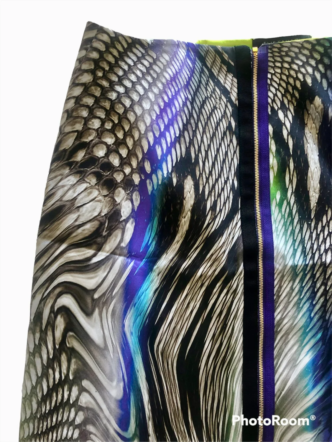 Elie Tahari Multi-Colour Animal Mini Skirt image indicator(2)