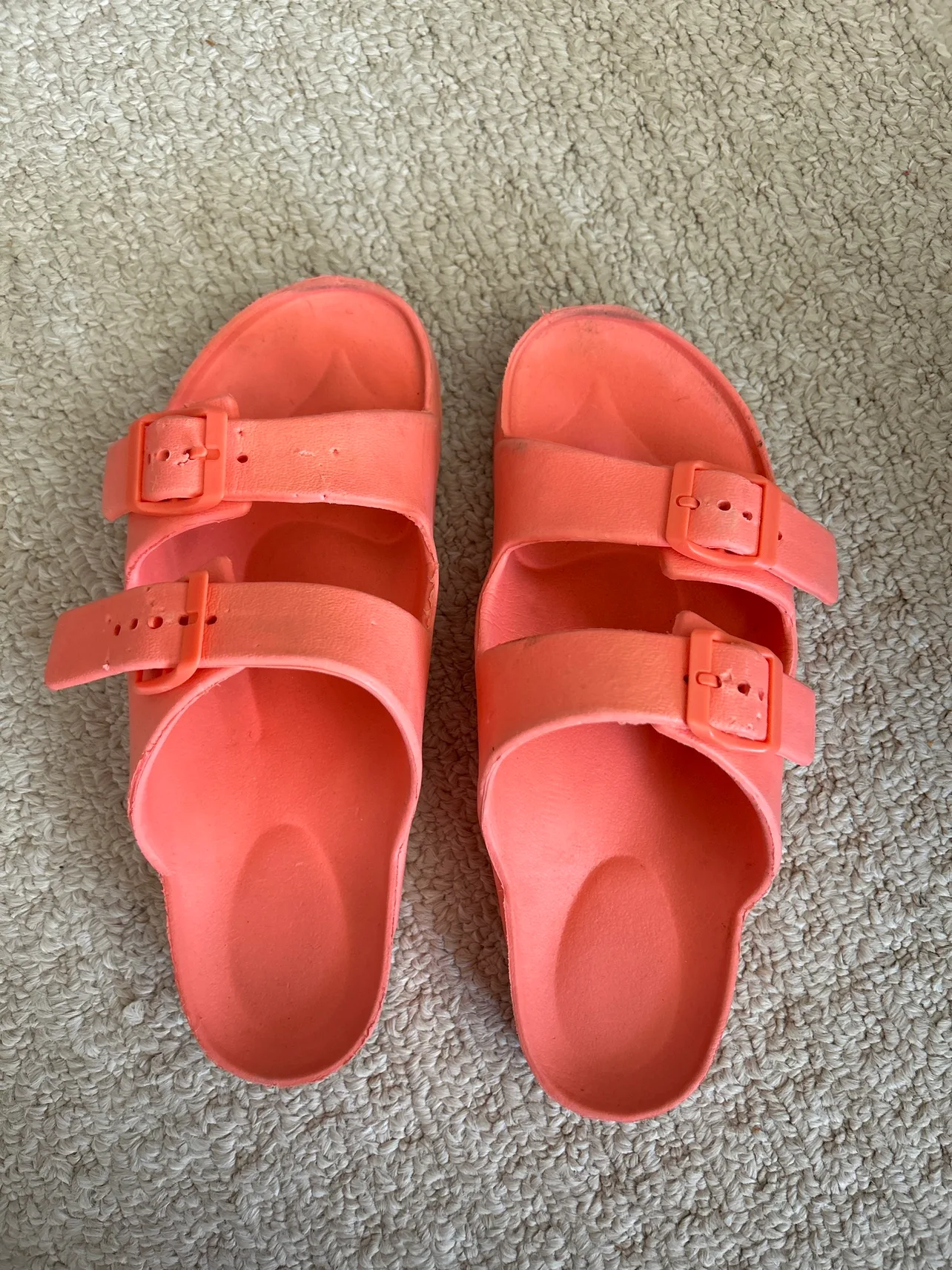 Free Sandals/Tops thumbnail