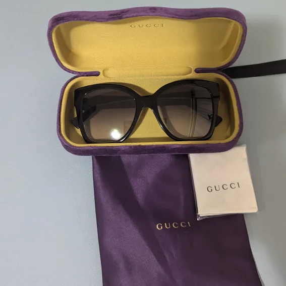 Gucci GG0459S Sunglasses thumbnail