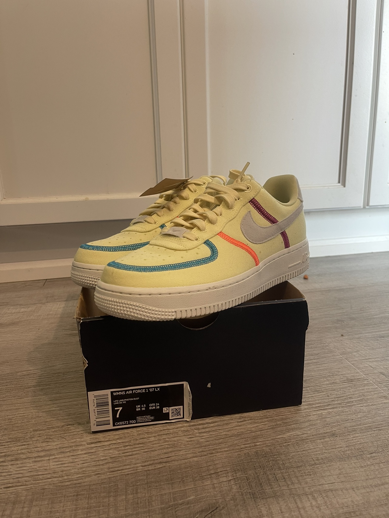Nike Air Force 1 '07 LX - Women's