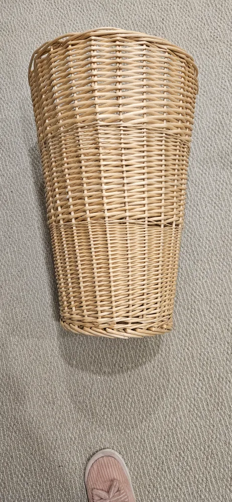Wicker Laundry Basket image indicator(3)