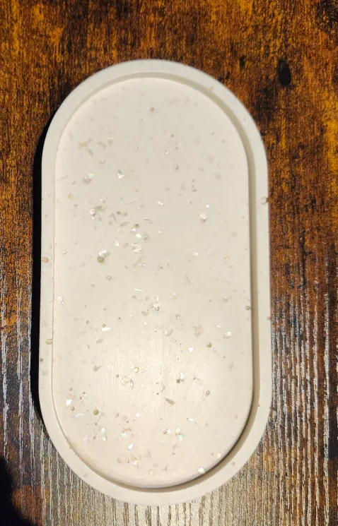 Jesmonite tray thumbnail