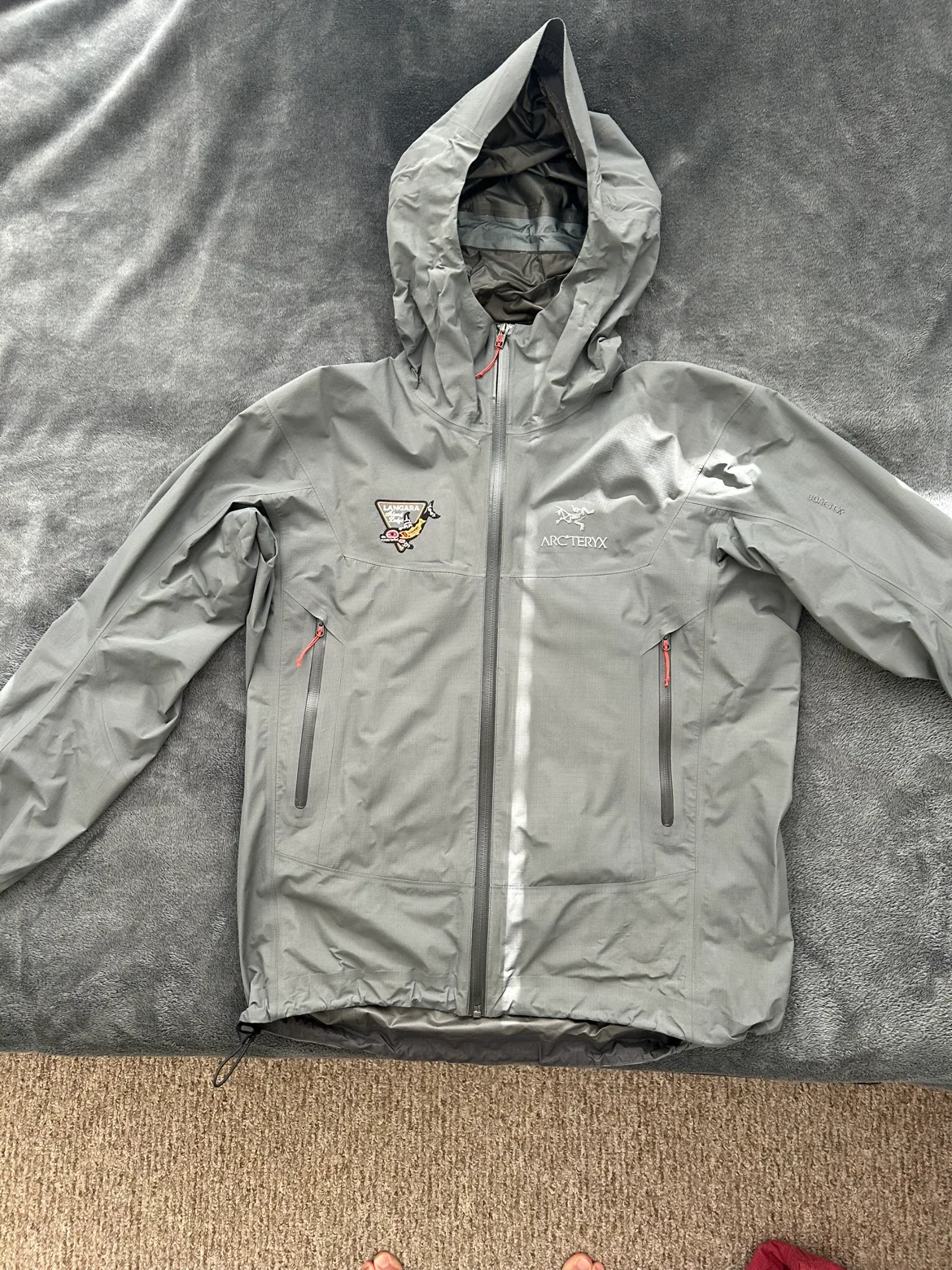 Arc'teryx Men's Gore-Tex Shell Jacket thumbnail