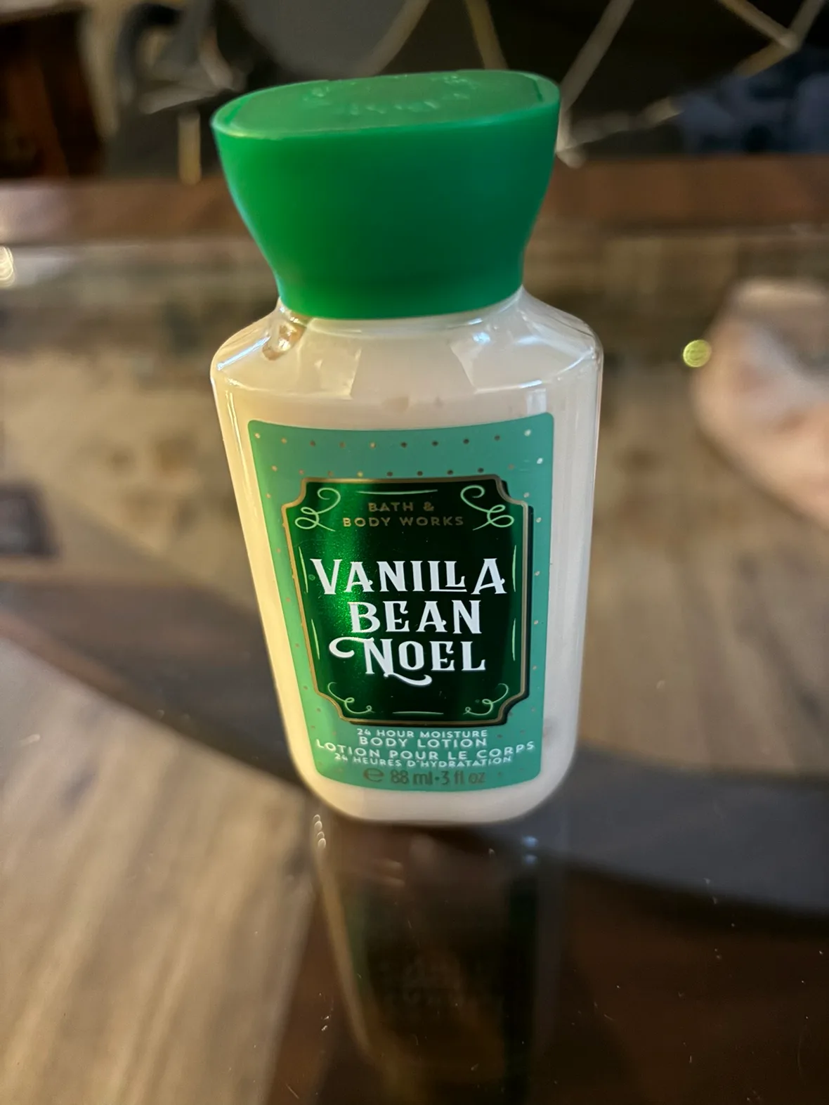 Bath & Body Works Vanilla Bean Noel Body Lotion thumbnail