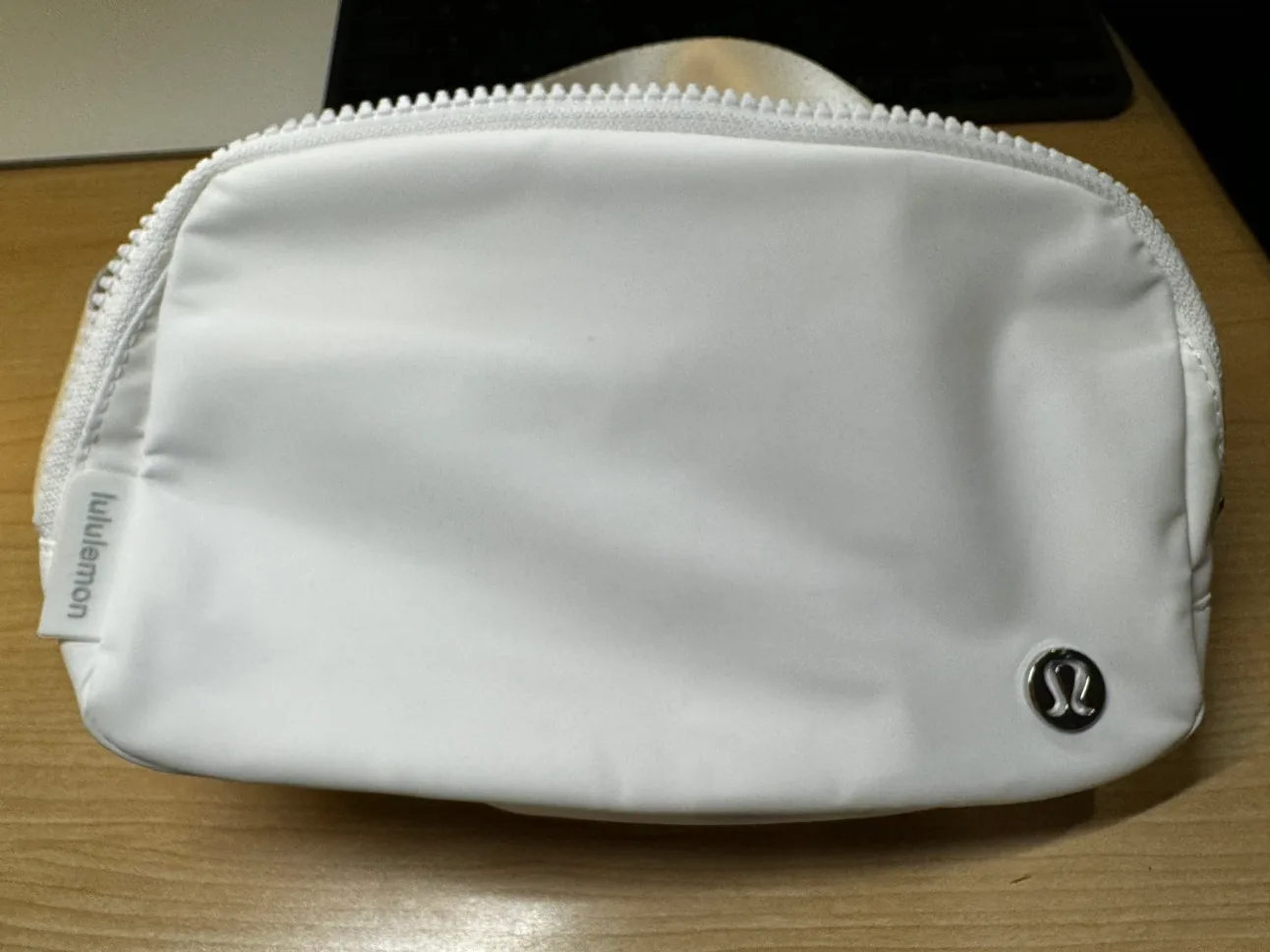 Lululemon Fanny pack white thumbnail