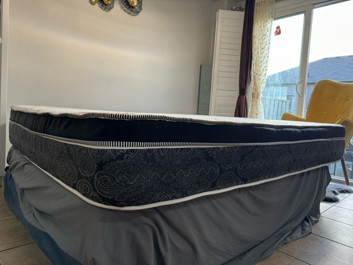 Queen Mattress - photo 3