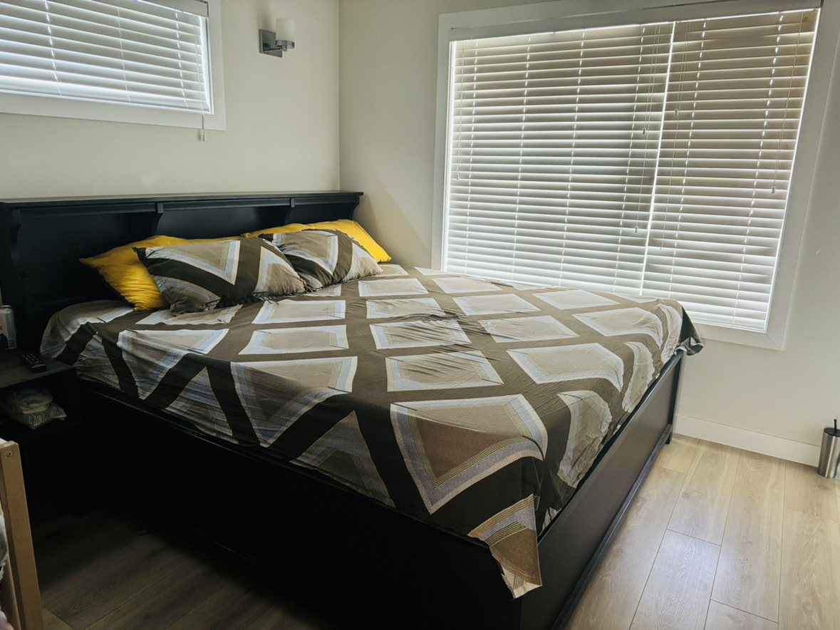 King size storage bed - photo 2