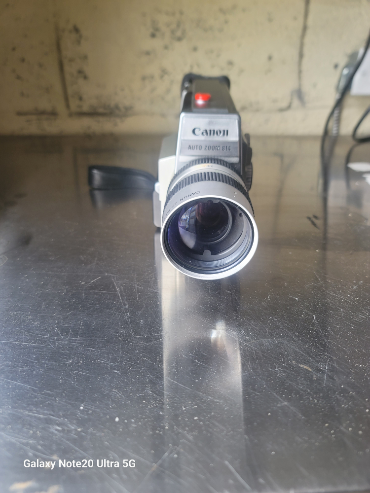 Canon Auto Zoom 814 Electronic Video Camera - photo 3