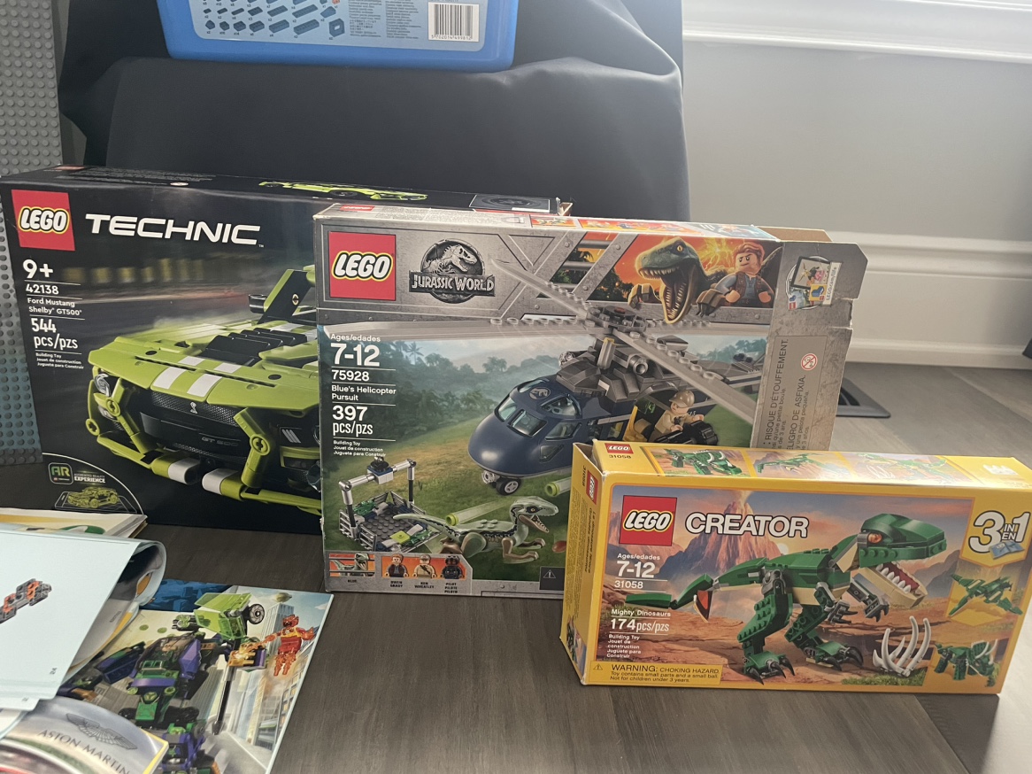 LEGO Lot- collection with books! - photo 4