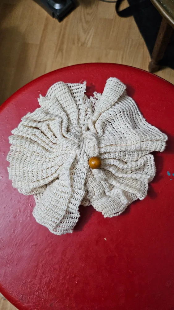 All-Natural Bath Lily thumbnail