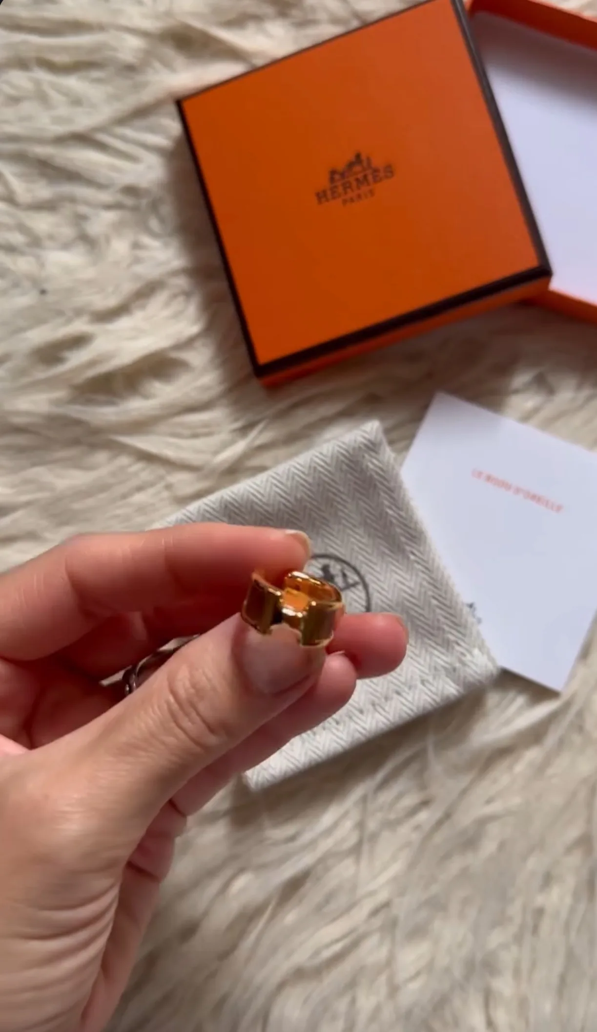 Hermes H Ear Cuff image indicator(3)