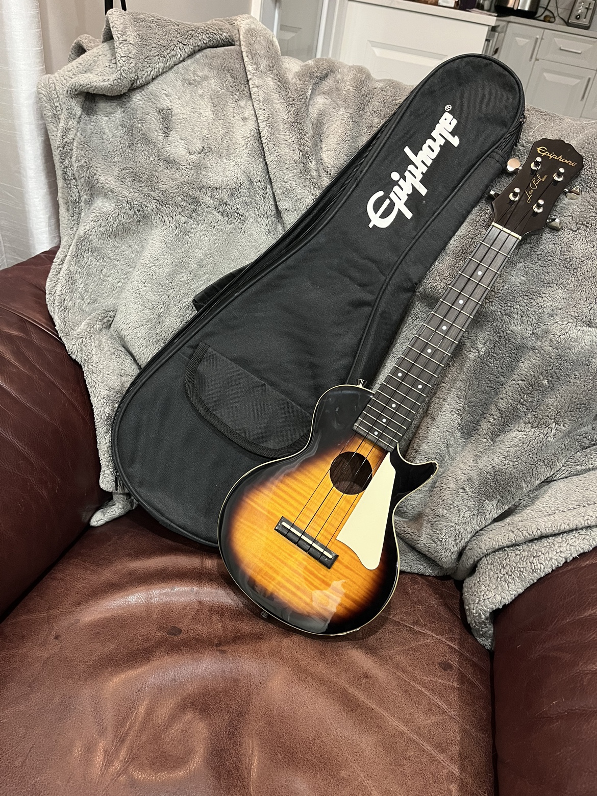 Epiphone Les Paul Electric Ukulele