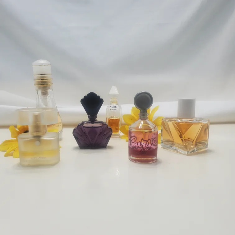 Perfume Miniatures thumbnail