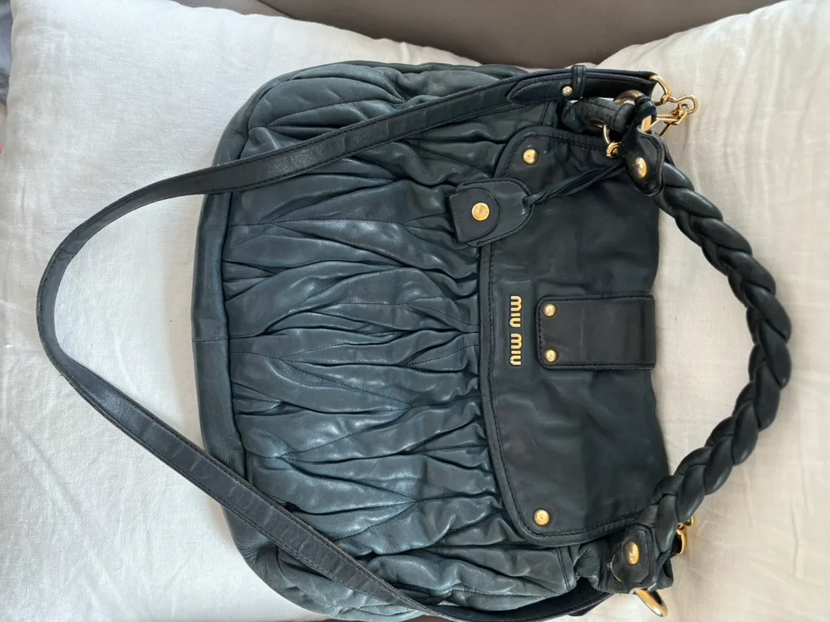 Miu Miu blue Matelasse coffer Leather Bag image indicator(8)