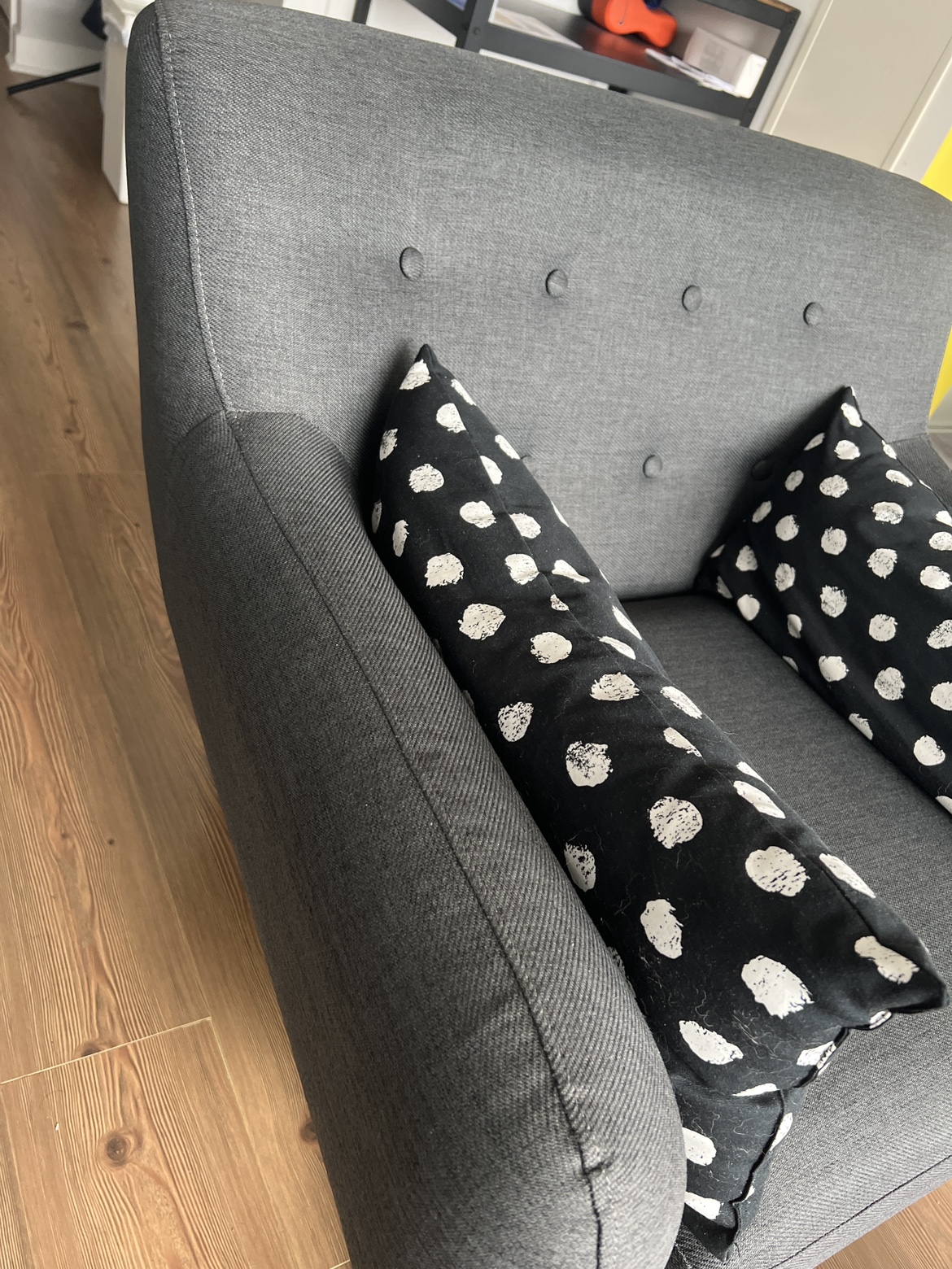 Grey chair with cushion - photo 2
