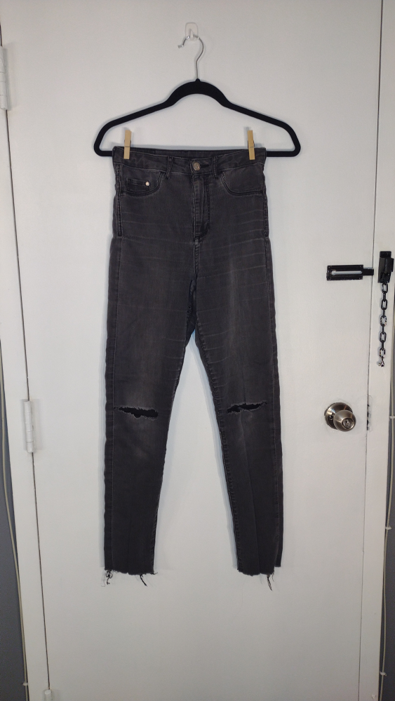 Black Distressed Jeans