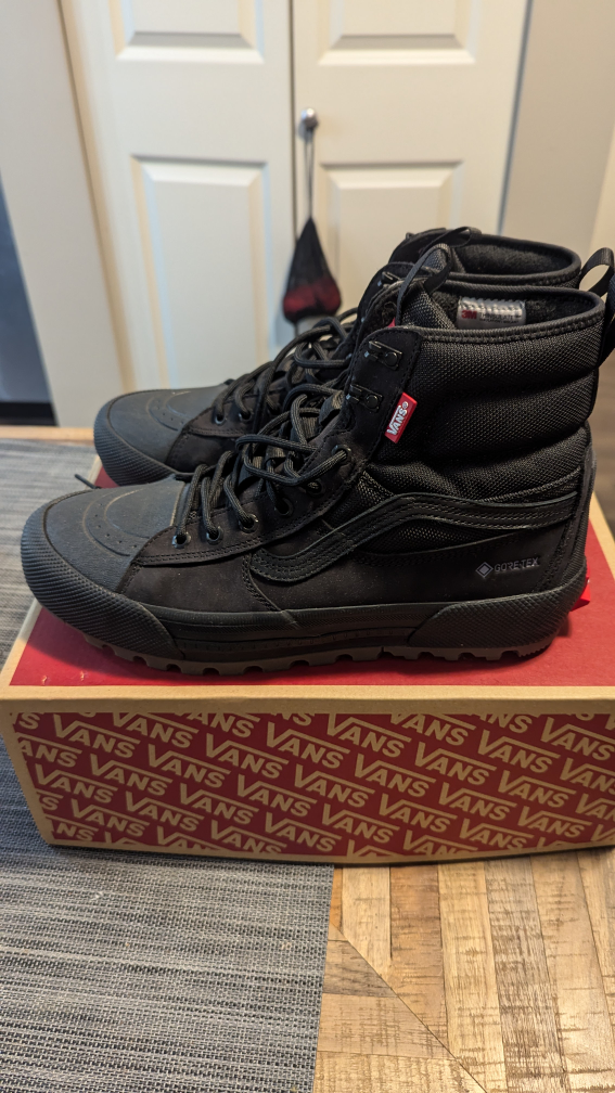 Vans SK8-Hi Gore-tex boots mens size 11