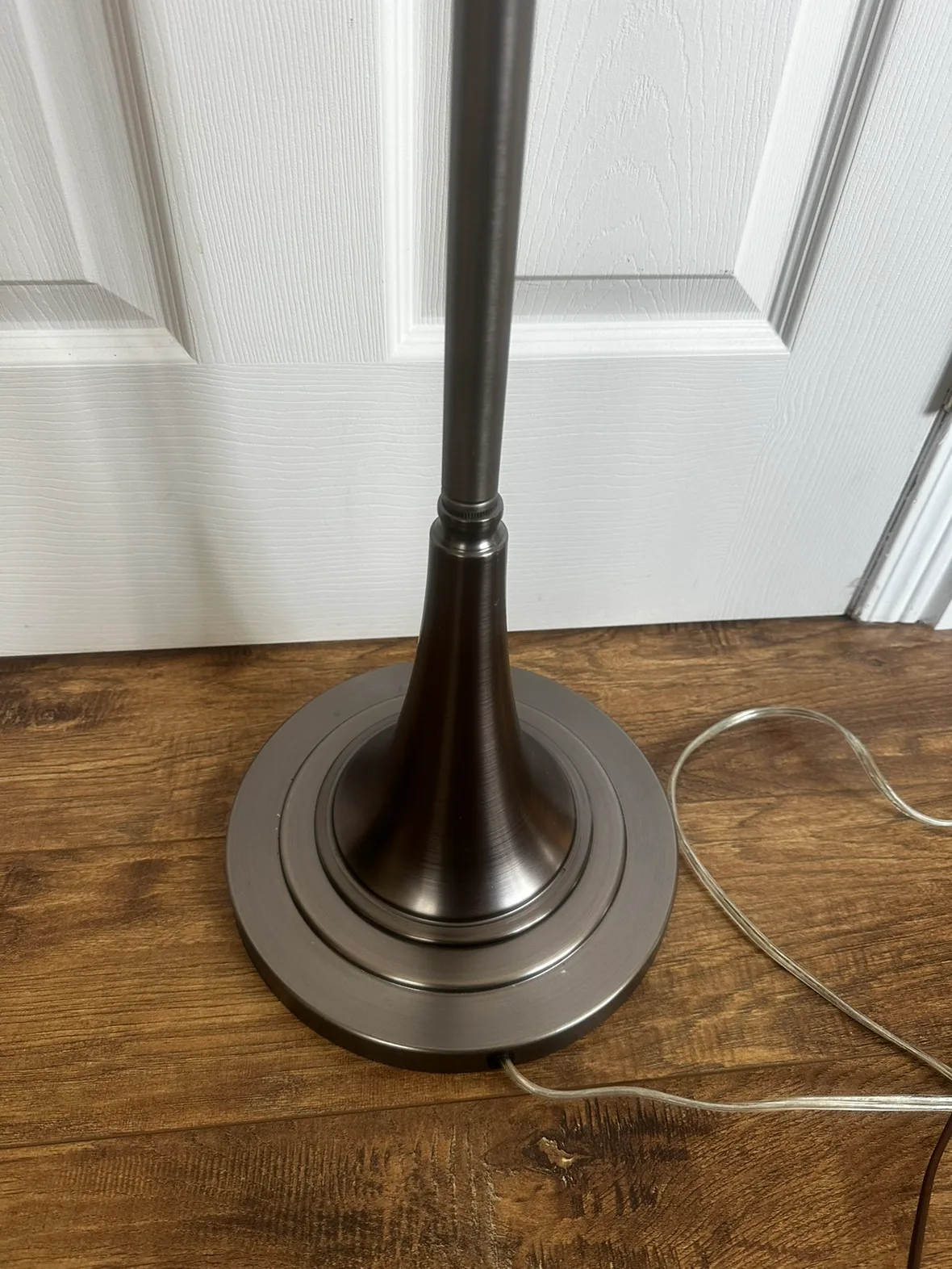 Floor Lamp image indicator(2)