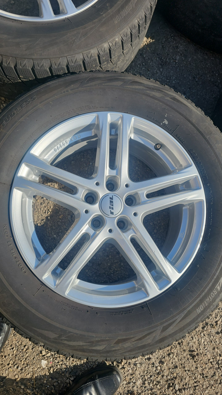 Set of 4 17 Inch Rial Wheels with Tires 5x108