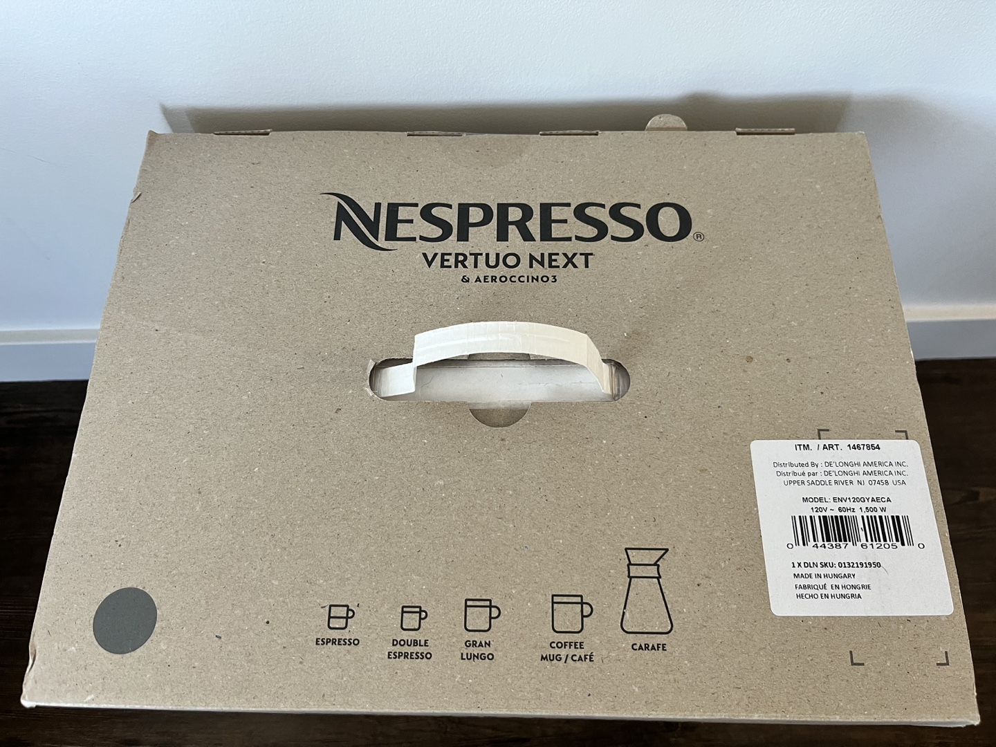 Brand new: Nespresso Vertuo Next & Aeroccino3 with 12 capsules - photo 3