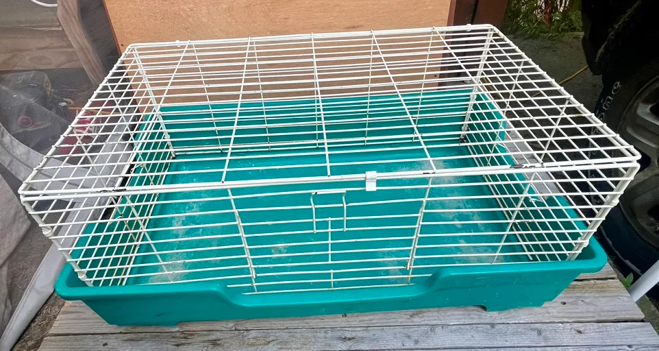 Medium Animal Cage thumbnail