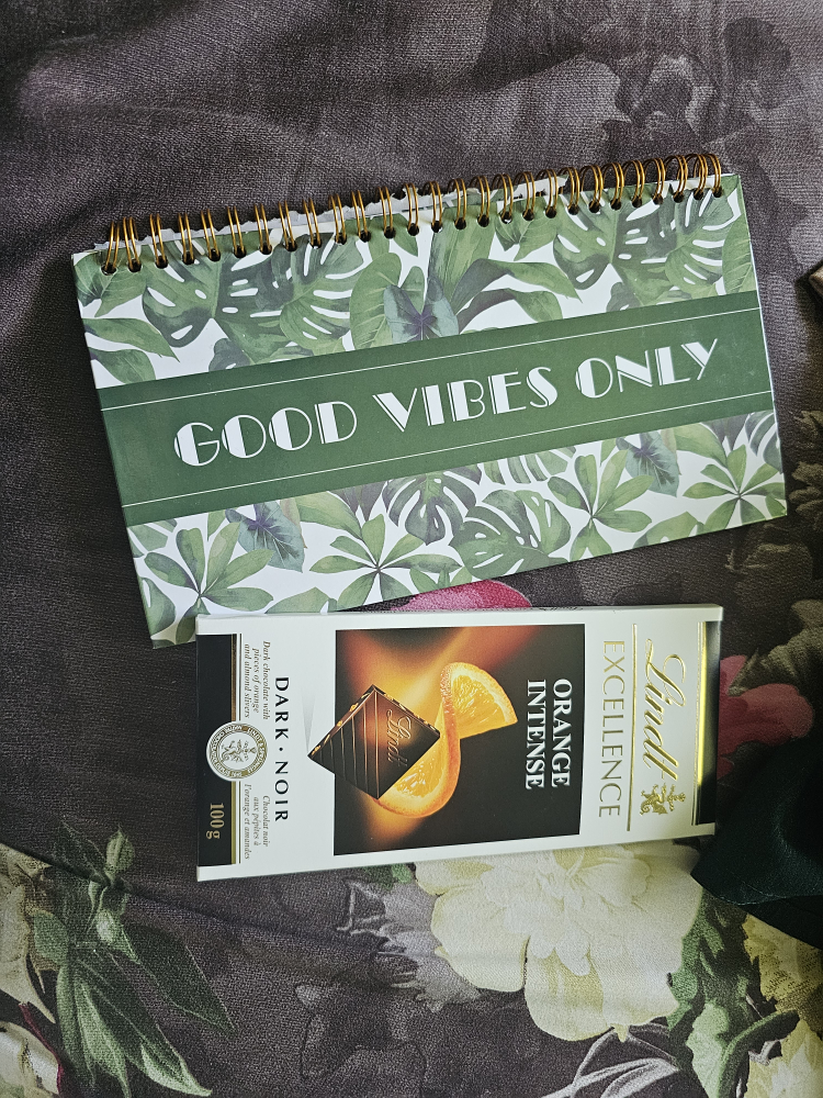 Good Vibes Only Notebook and Lindt chocoate #freecycle