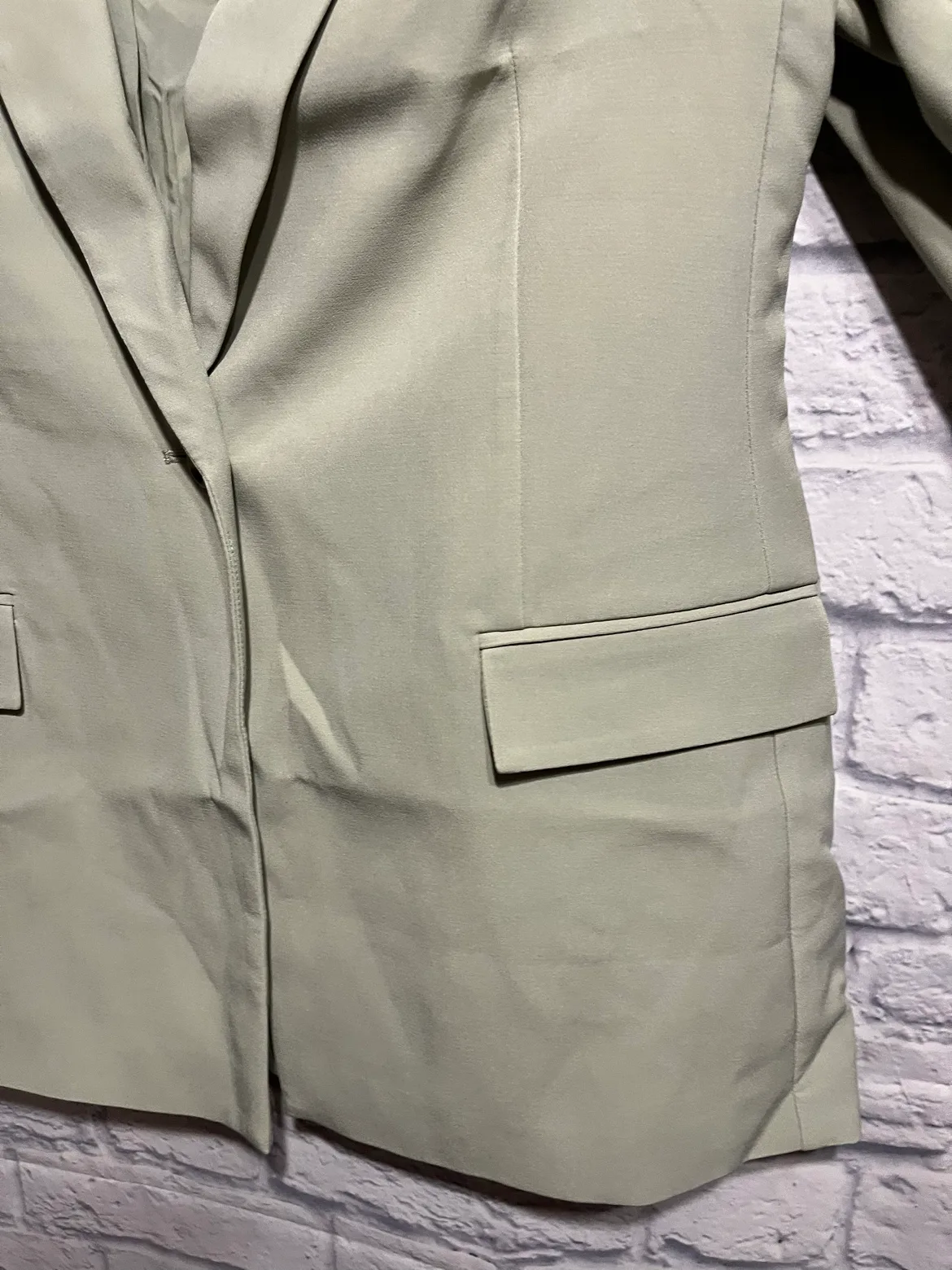 The Drop Blazer Medium image indicator(3)