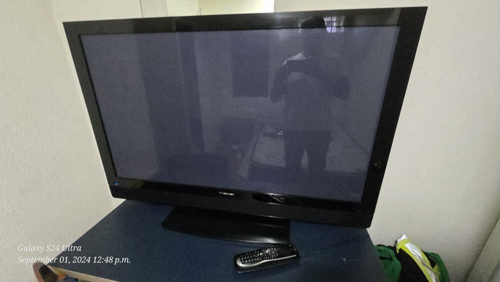 Pioneer Plasma TV 55'