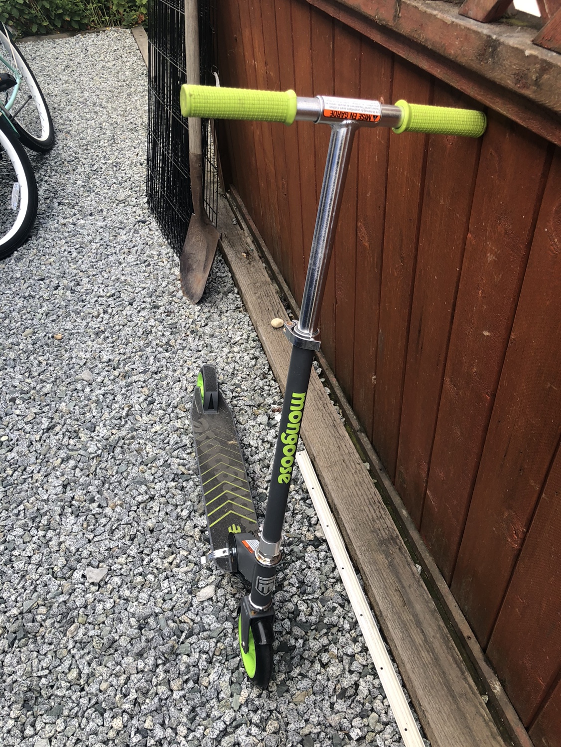 Mongoose Kids Scooter - photo 2
