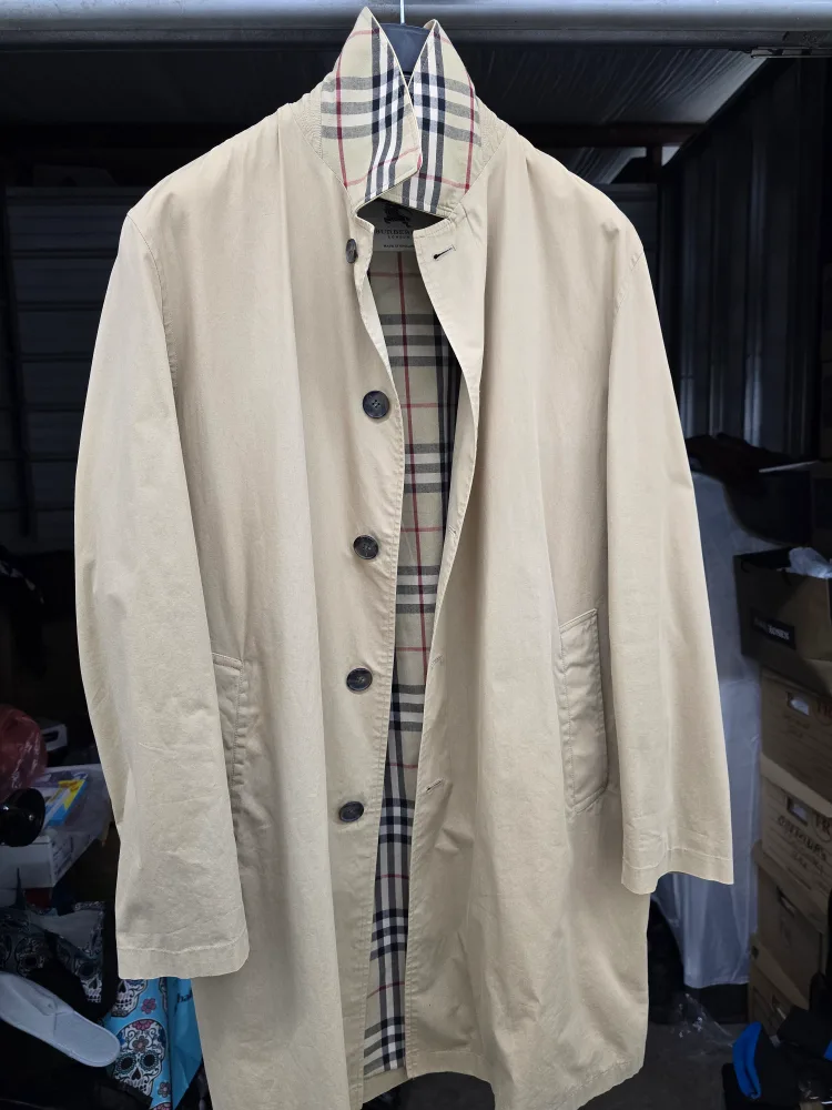 BURBERRY Trench Coat image indicator(4)