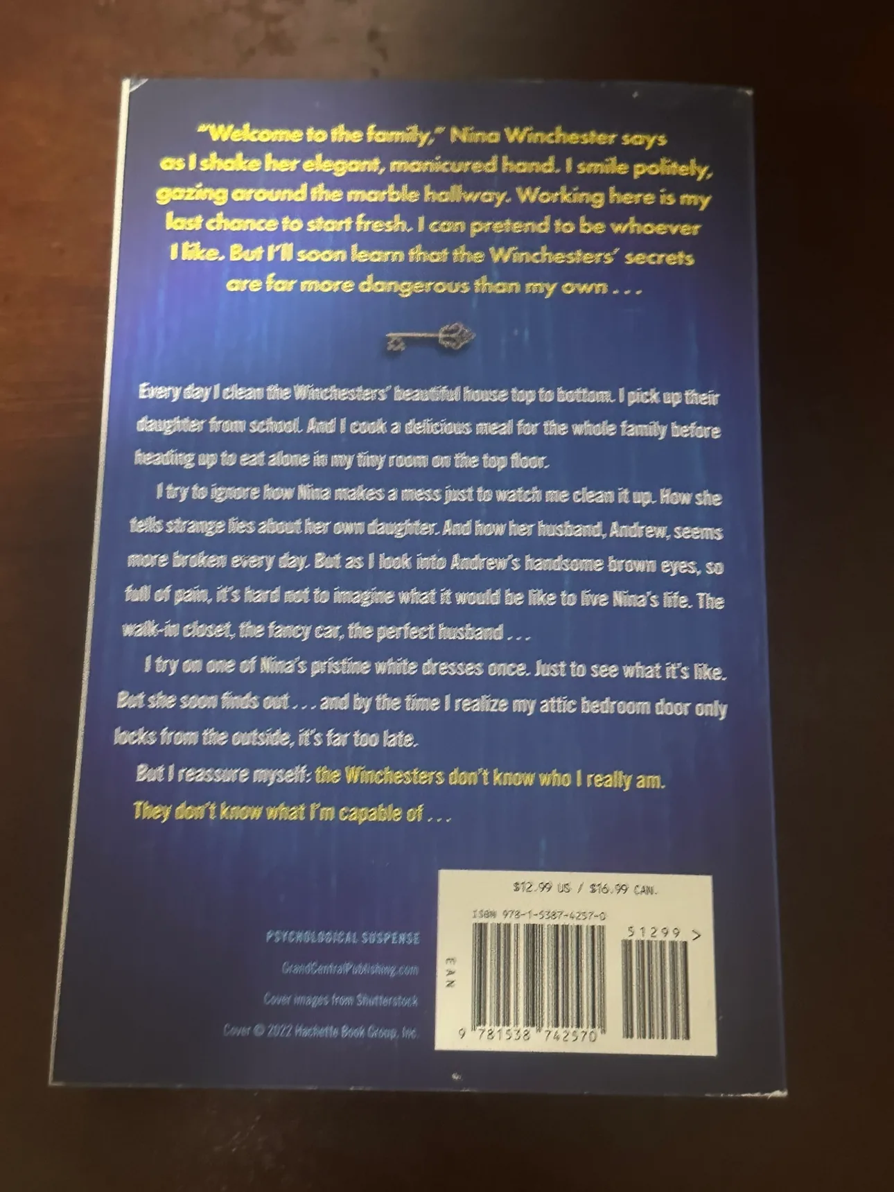 The Housemaid by Freida McFadden #freecycle image indicator(2)