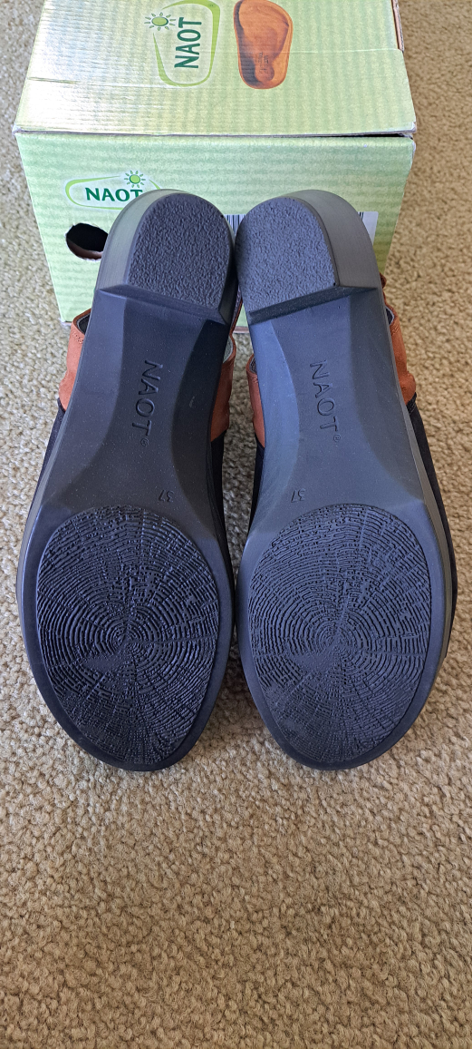 Naot Favourite Women's Sandals BNIB, size 37 - photo 3
