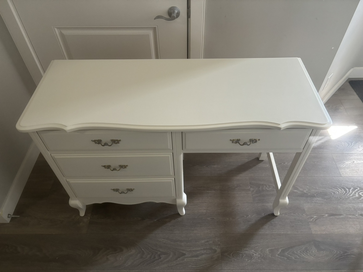 White Desk with Chair - photo 4