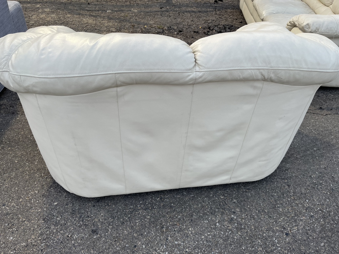 White Leather Love Seat - photo 3