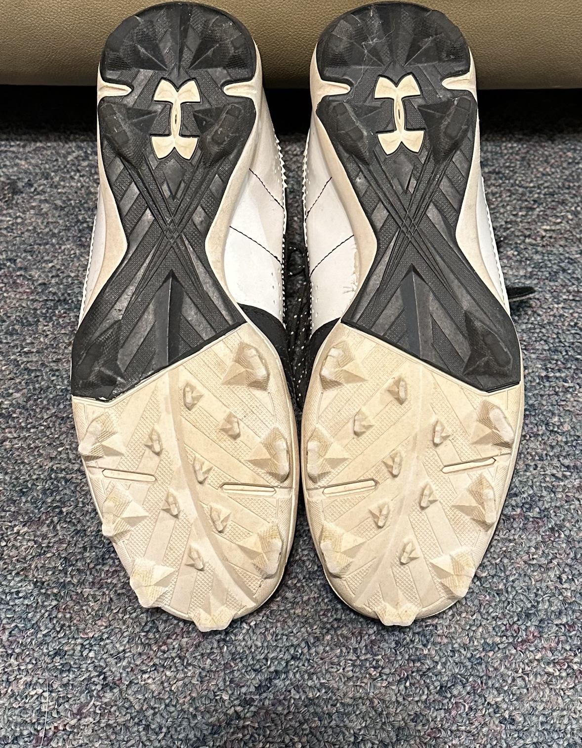 Under Armour Baseball Cleats - photo 3