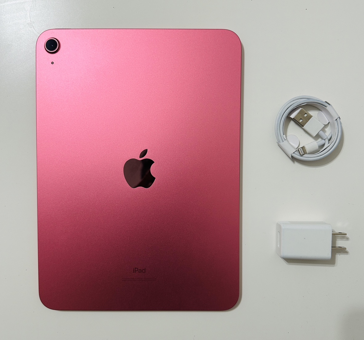 iPad 10th gen Red Like New